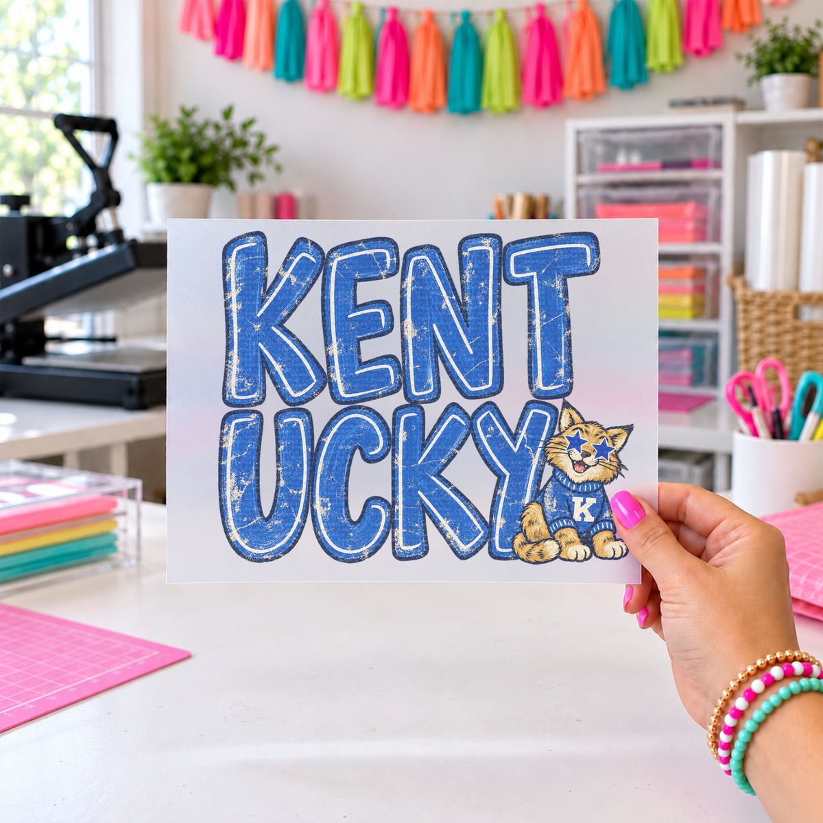 KY Distressed Cute Wildcat Mascot, DTF TRANSFER